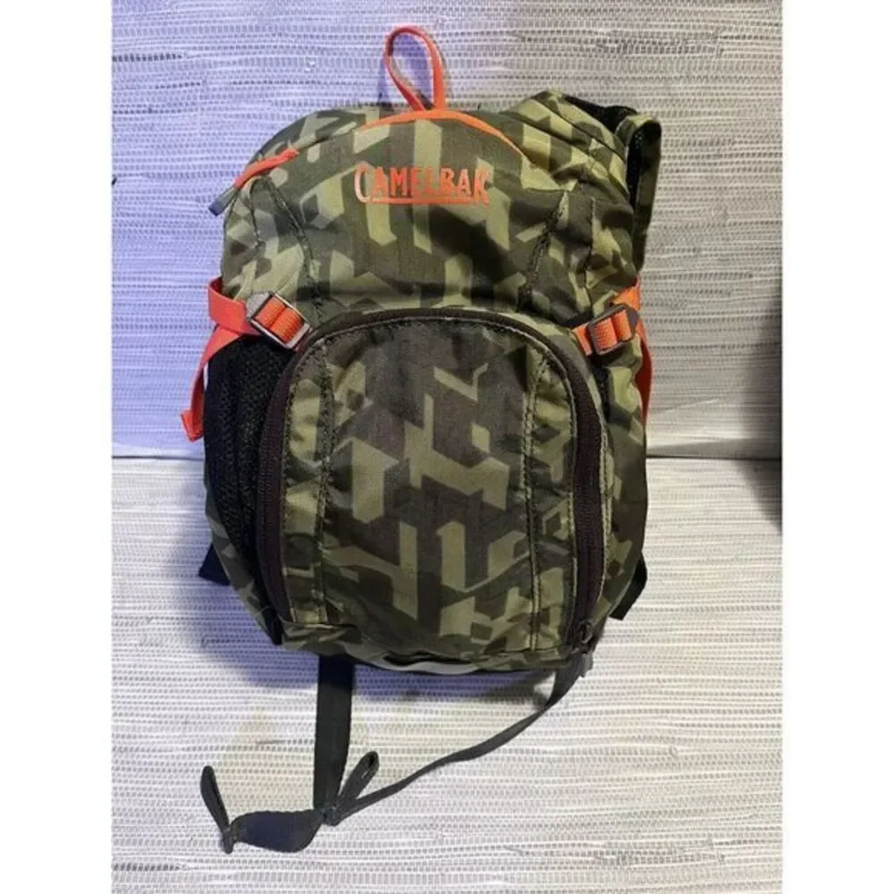Camelbak Hydration Backpack Camo‎ Camouflage Hiking Water Bladder Green
